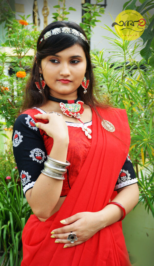 Elegant Slub Cotton Saree with Ready-to-Wear Cotton Blouse – Red & Black Combination